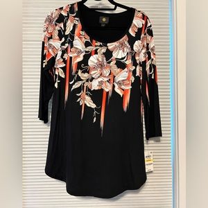 JM Collection Size Medium Top